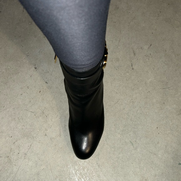 NEW Michael Kors platform bootie - Picture 13 of 13